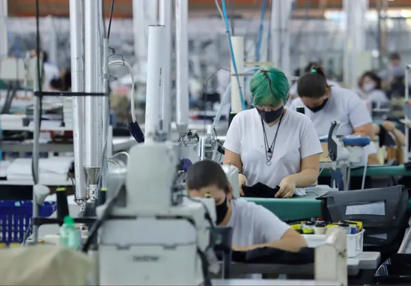 EMPREGO: 71% dos municípios do Paraná têm saldo positivo de emprego em novembro