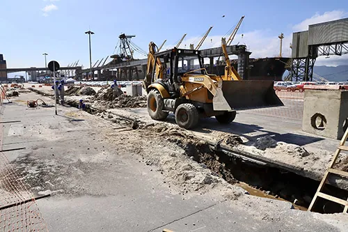 LOGÍSTICA: Portos do Paraná investe em infraestrutura marítima e terrestre