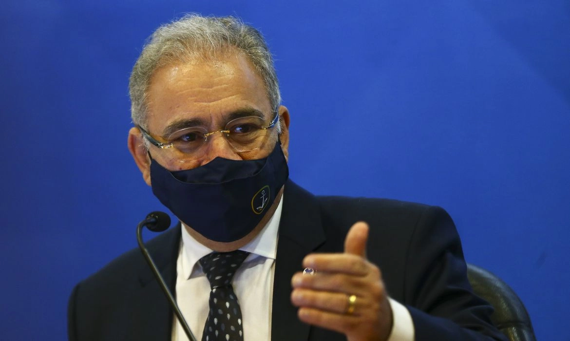 saude ministro 28 07 2021