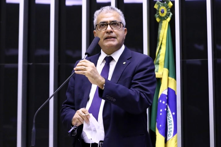 legislativo 11 08 2021