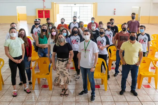 SICREDI UNIÃO PR/SP: Ações de educação financeira impactam estudantes em Japurá e São Tomé