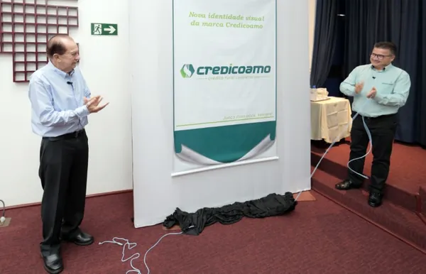 CREDICOAMO: Cooperativa completa 32 anos e lança  nova identidade visual