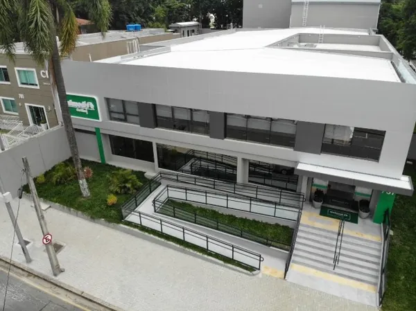 UNIMED CURITIBA: Cooperativa figura entre as 100 maiores do Paraná
