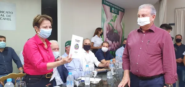 COOPAVEL: Ministra Tereza Cristina confirma presença no Show Rural 