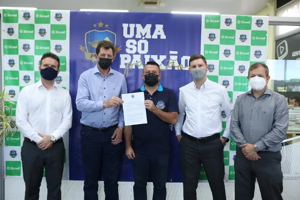 SICREDI PARQUE DAS ARAUCÁRIAS:  Renovado o contrato de patrocínio com o Pato Futsal