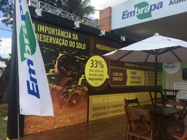 EVENTO I: Racionalização de fertilizantes e diferentes usos da soja são destaques da Embrapa Soja na Expo Londrina 2022