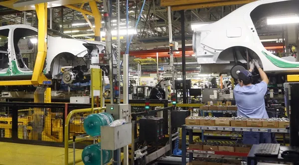 IBGE: Produção industrial varia 0,1% em abril e acumula 3,4% de queda em 2022