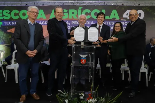 ENSINO TÉCNICO: Novas parcerias institucionais vão fortalecer projetos da Escola Agrícola 4.0