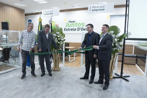 SICREDI PLANALTO DAS ÁGUAS: Agência é inaugurada em Estrela d'Oeste (SP)