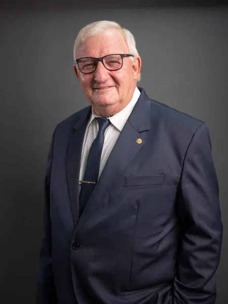 PERDA: Sicredi Aliança PR/SP comunica o falecimento do presidente da cooperativa, Adolfo Rudolfo Freitag