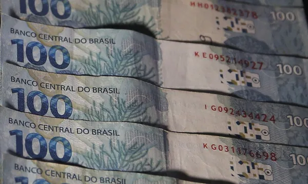 ECONOMIA: Governo Central fecha novembro com déficit primário de R$ 14,7 bi