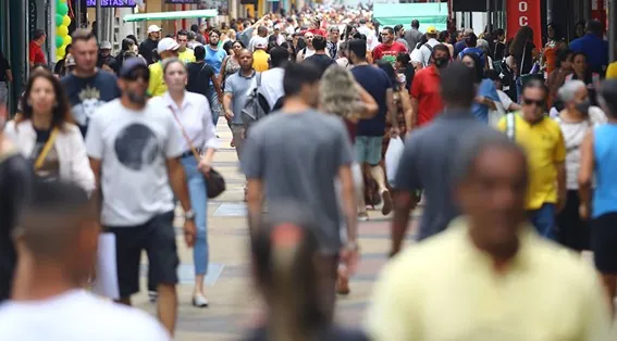 IBGE: Brasil tem 207,8 milhões de habitantes, mostra prévia do Censo 2022