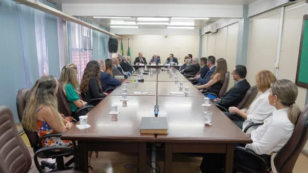 JUCEPAR: Presidente e vogais são empossados para novo mandato