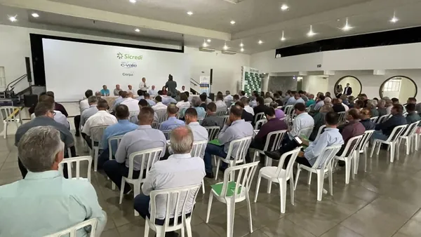 PRÉ-ASSEMBLEIAS: Reunião em Palotina é prestigiada por 110 lideranças cooperativistas do Oeste do Paraná