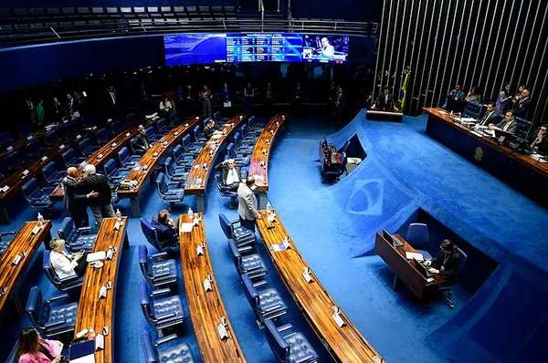 LEGISLATIVO: Senado vota MP que amplia prazo de pagamento do Pronampe