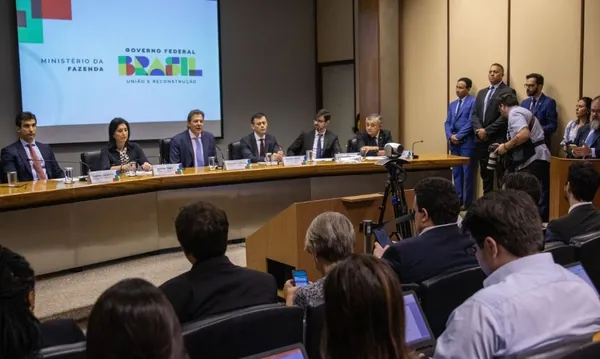 ECONOMIA I: Novo marco fiscal limita alta do gasto a 70% da variação da receita