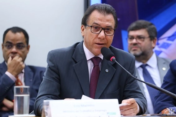 legislativo 13 04 2023