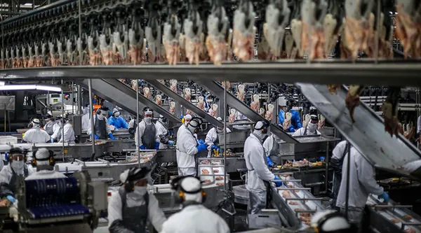INDÚSTRIA: Produção nacional varia -0,2% em fevereiro