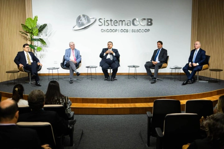 ramo credito 24 04 2023