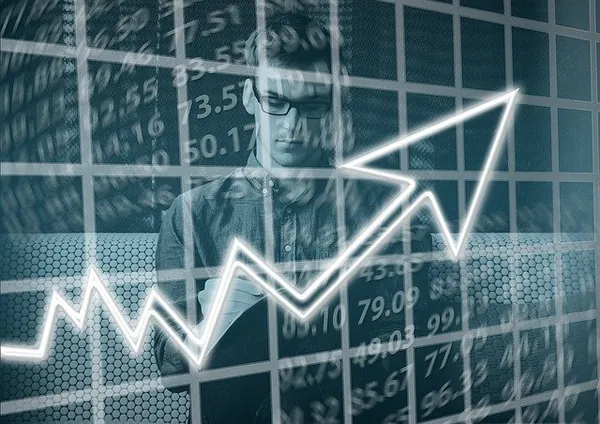 FOCUS: Mercado eleva para 1% projeção do crescimento da economia em 2023