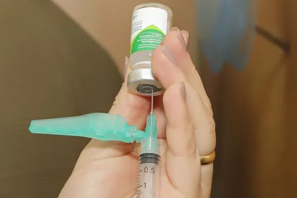 INFLUENZA: Paraná libera vacinação contra gripe para todas as pessoas acima de seis meses de idade