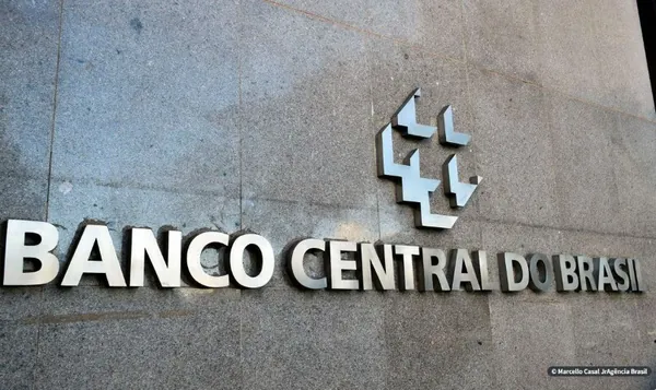 BANCO CENTRAL: Copom acena com possibilidade de queda dos juros a partir de agosto