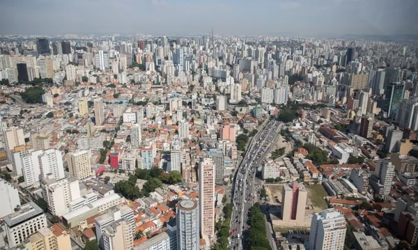 IBGE I: População do Brasil passa de 203 milhões, mostra Censo 2022