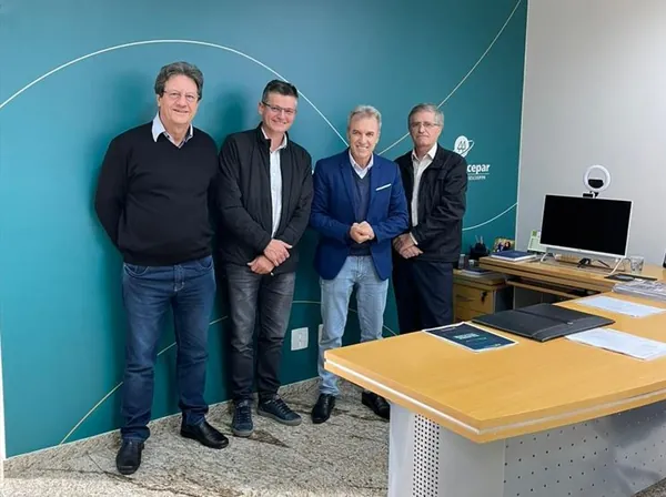 PESCADO: Em visita à Ocepar, presidente do IFC Brasil divulga realização de Congresso Internacional