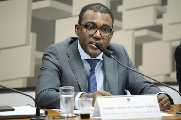 CRÉDITO: Novo diretor de Fiscalização do Banco Central ressalta pujança do cooperativismo