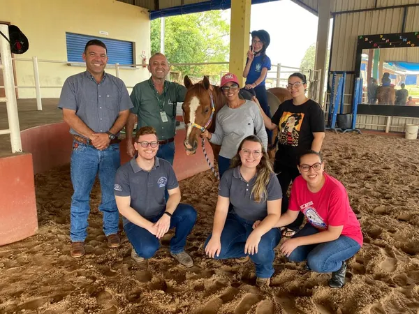 AGRO: Rally Cocamar visita o Centro de Equoterapia em Astorga (PR)