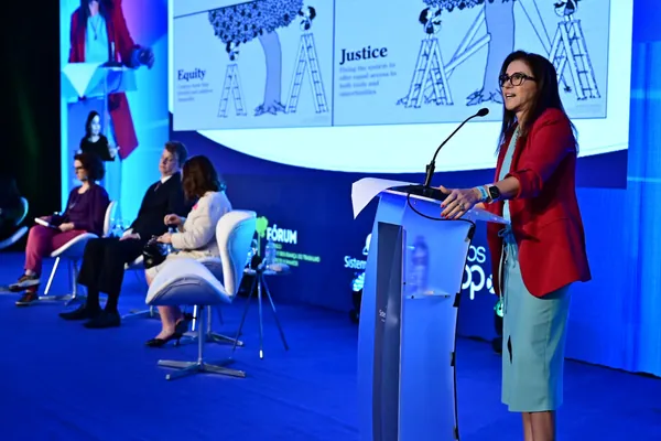 FÓRUM: A participação feminina no mercado do trabalho é tema do último painel 