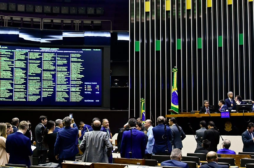 legislativo veto 15 12 2023
