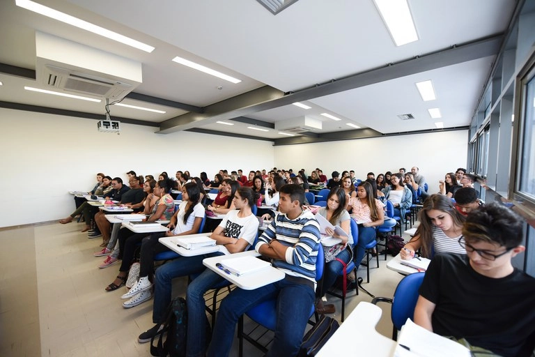 educacao 18 01 2024
