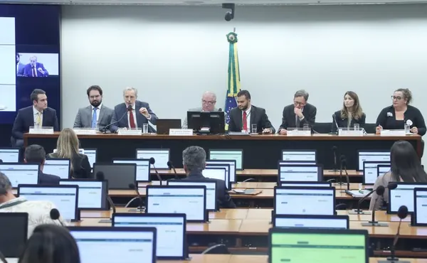 LEGISLATIVO: Setores da agropecuária criticam listas de produtos que terão incentivos na reforma tributária