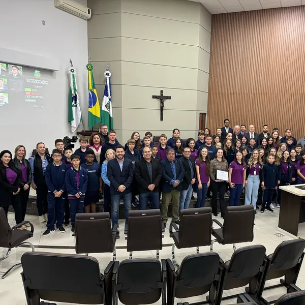 EDUCAÇÃO: Colégio Imperatriz e Cooperatriz recebem Moção de Aplausos na Câmara de Vereadores de Guarapuava