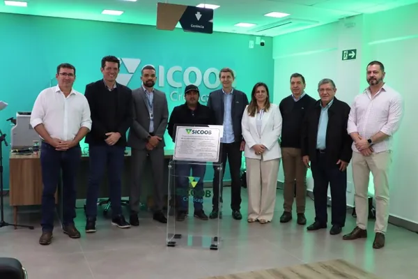CRÉDITO: Lindoeste é presenteada com nova agência do Sicoob Credicapital