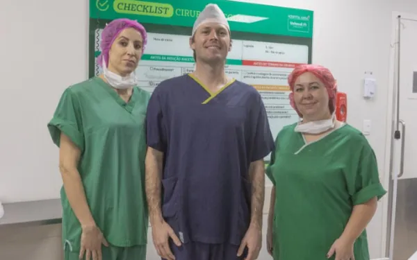 SAÚDE: Unimed PG realiza cirurgia beneficente em paciente com Síndrome de Euribléfaro