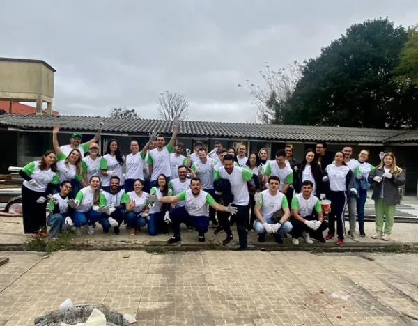 DIA C:  Voluntários da Sicredi Campos Gerais e Grande Curitiba PR/SP impactam mais de 10 mil pessoas