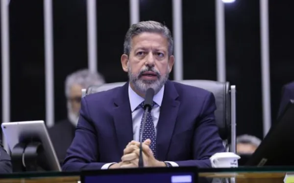 LEGISLATIVO: Lira anuncia para agosto a votação do segundo projeto que regulamenta a reforma tributária