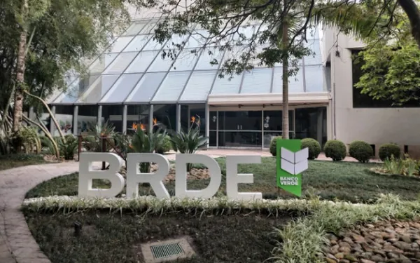 BRDE: Banco ultrapassa R$ 7 bilhões de carteira ativa no Paraná no primeiro semestre