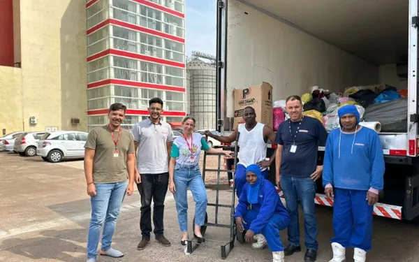 Coopavel envia 5º caminhão com donativos a vítimas de enchentes