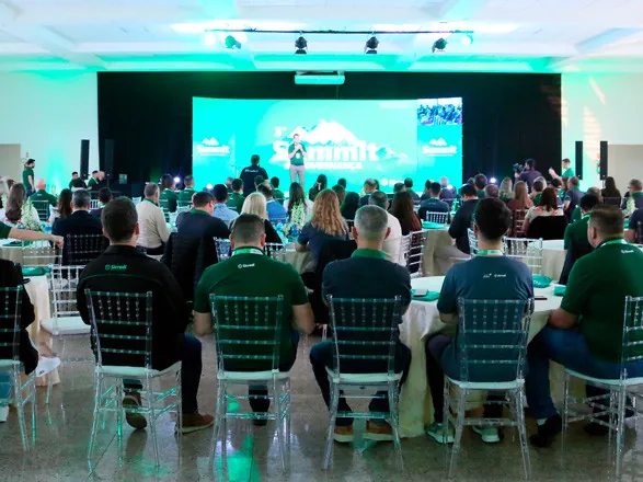 Sicredi promove Summit de Governança, alinhando estratégia e objetivos 