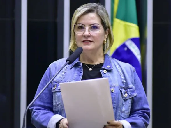 Comissão aprova projeto que atualiza regras para definição do preço do leite pago ao produtor