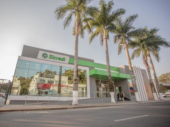 Sicredi reinaugura agência em Cajati (SP)