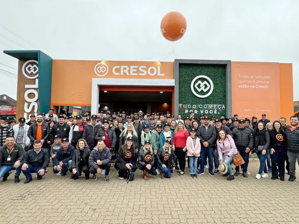 Cresol fortalece retomada do Rio Grande do Sul com participação na 47ª Expointer