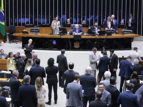 Câmara dos Deputados aprova fim gradual da desoneração da folha de pagamento