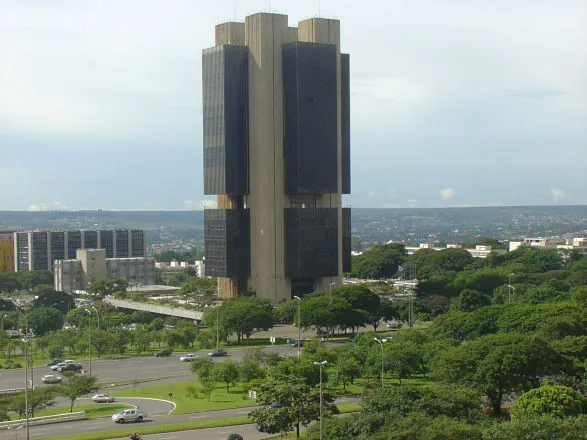 Copom eleva juros básicos da economia para 10,75% ao ano
