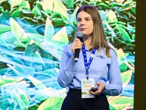 Pesquisadora explora a tecnologia CRISPR e a nova fronteira da edição gênica em congresso
