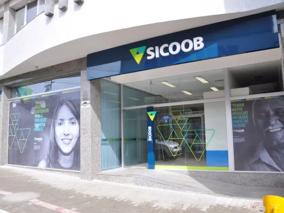 Sicoob se une à Visa para ativar a parceria com a Visa Cash App RB no Brasil