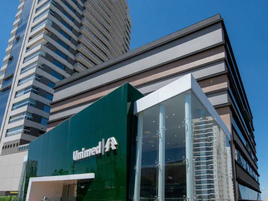 Unimed Londrina está entre os 50 maiores planos de saúde do país no ranking Valor 1000